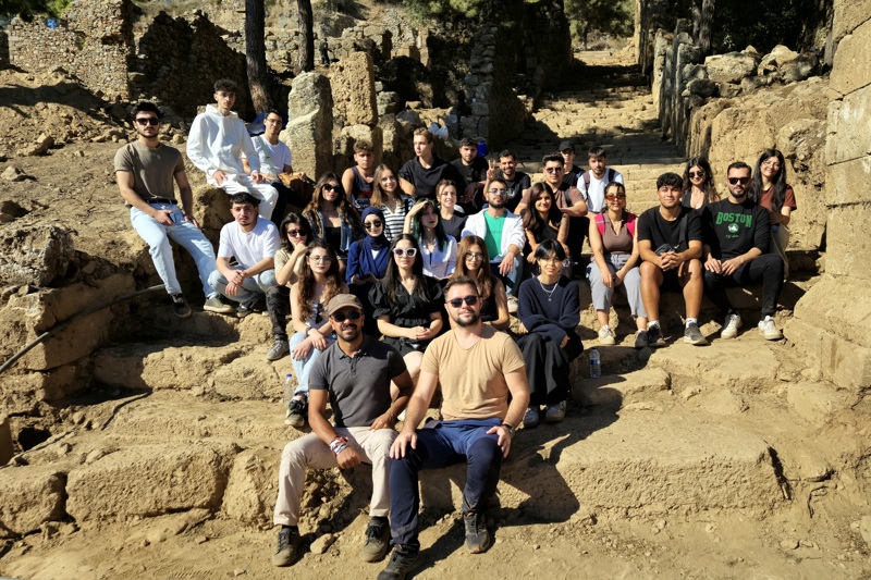 ALTSO TURİZM MYO ÖĞRENCİLERİ SYEDRA ANTİK KENTİNDE 