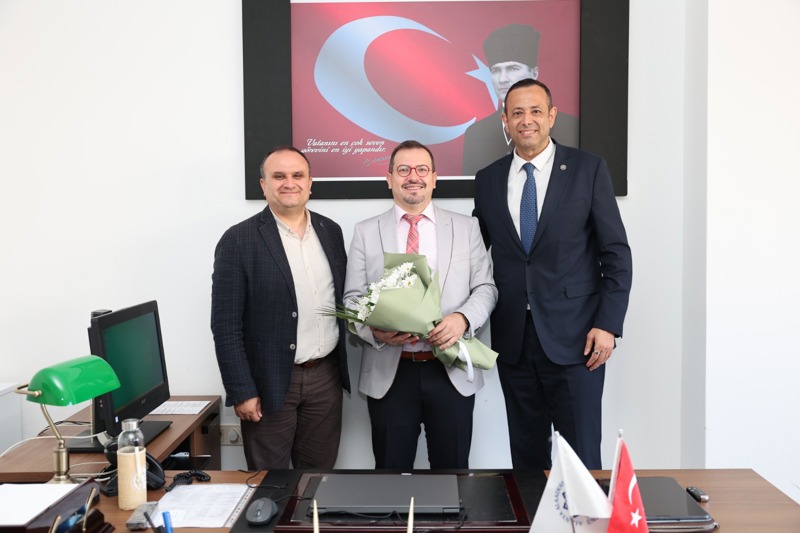 ALKÜ ALTSO TURİZM MYO’DA BAYRAK DEĞİŞİMİ 