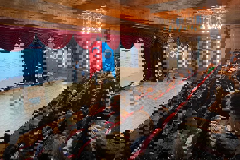 YENİ ÖĞRENCİLERİMİZE ORYANTASYON EĞİTİMİ